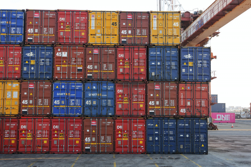 перевозка малогабаритных грузов из Китая