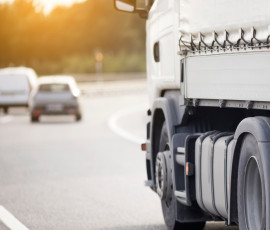 электронный документооборот планируют ввести в ДФО на автомобильных погранпунктах - фото - 1