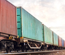 более 2,5 тысяч новых вагонов простаивают на площадках заводов-изготовителей России - фото - 1