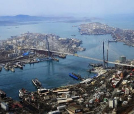 китай завалил товарами порты Дальнего Востока - фото - 1