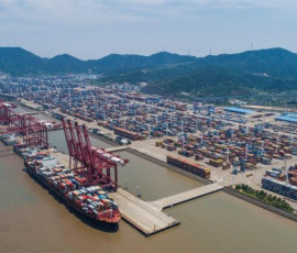 крупнейший китайский порт Нинбо не принимает суда - фото - 1
