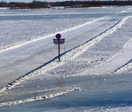 14 марта закрыли ледовую переправу между Поярково и Сюньке на границе с Китаем - фото - 1
