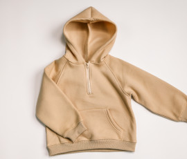 правительство РФ продлило срок торговли предметами одежды без маркировки до 14 сентября - фото - 1